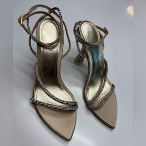 3Juin woman heels size 37 (7)US Beige